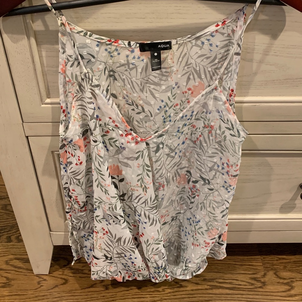 Aqua brand new floral white tank